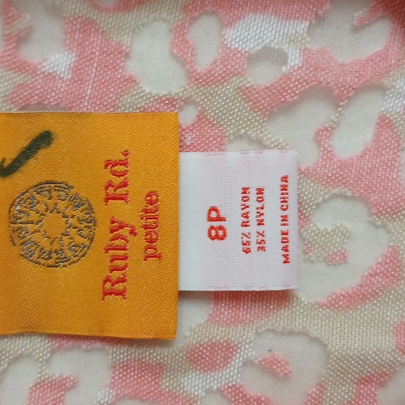 Ruby Rd Women's 8 Petite Pink Blouse - Picture 5 of 7